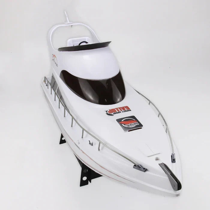 Henglong 3867 2.4G 70cm Luxury Boat High Speed RC Boat Vehicle Models 7000mah